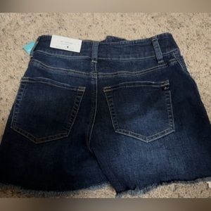 Maurice’s brand jeans shorts with floral size zero new with tags dark blue wash